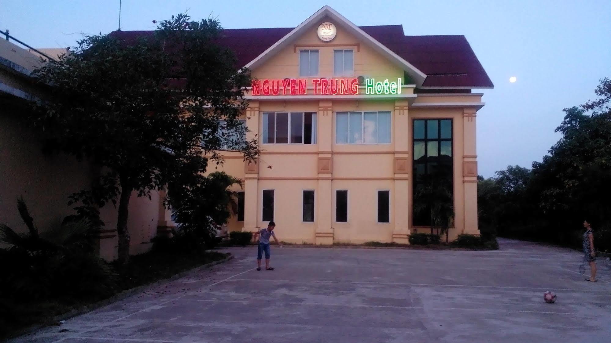 Nguyen Trung Hotel Dong Hoi Extérieur photo